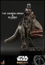 The Mandalorian: Mandalorian and Blurrg Figure Set PREVENTA Coleccionable Hot Toys